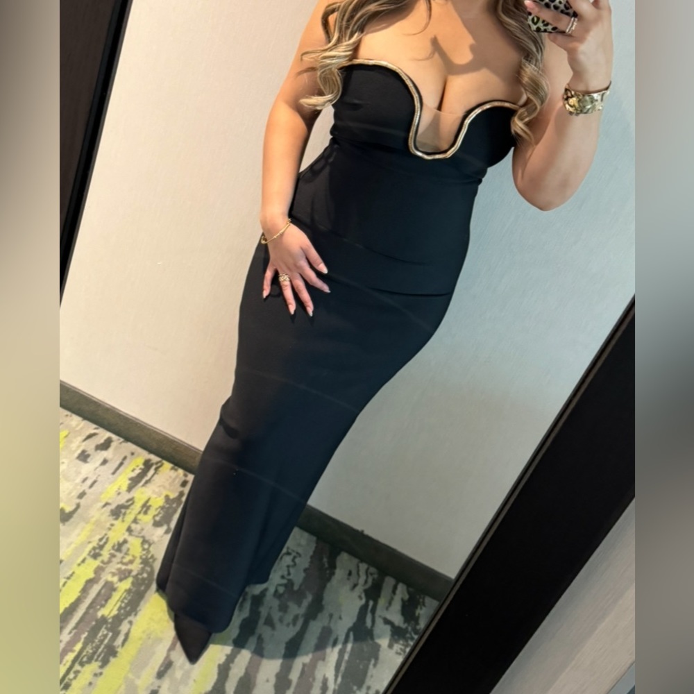 Black sexy night gown - Picture 3 of 4